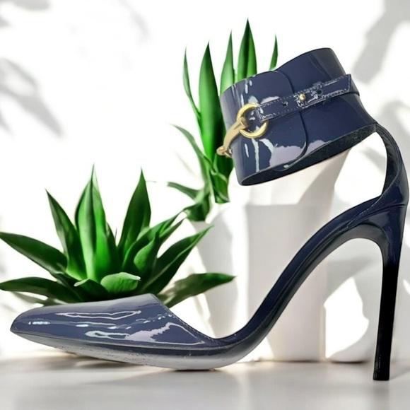 Gucci Ursula Ankle Strap High Heel Pump With Horsebit Detail - Picture 7 of 11